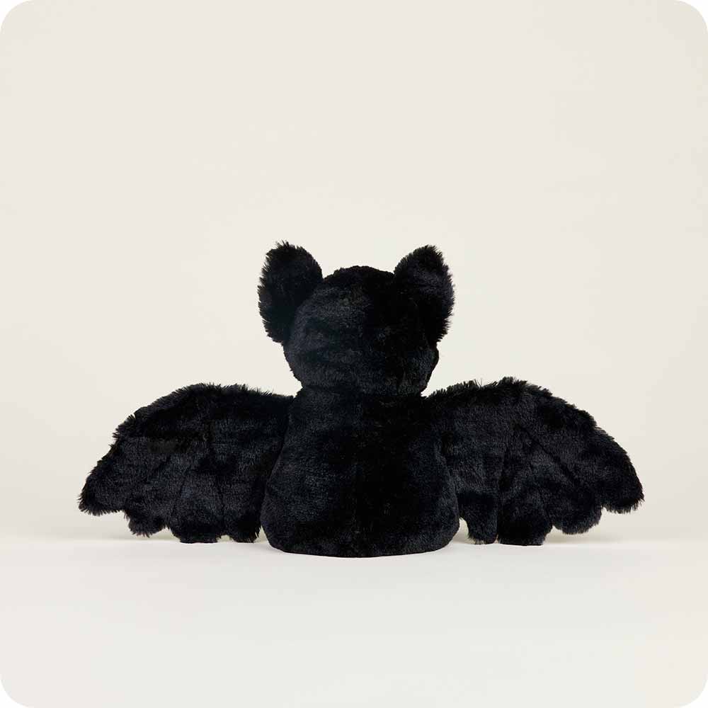 back view is all black fur