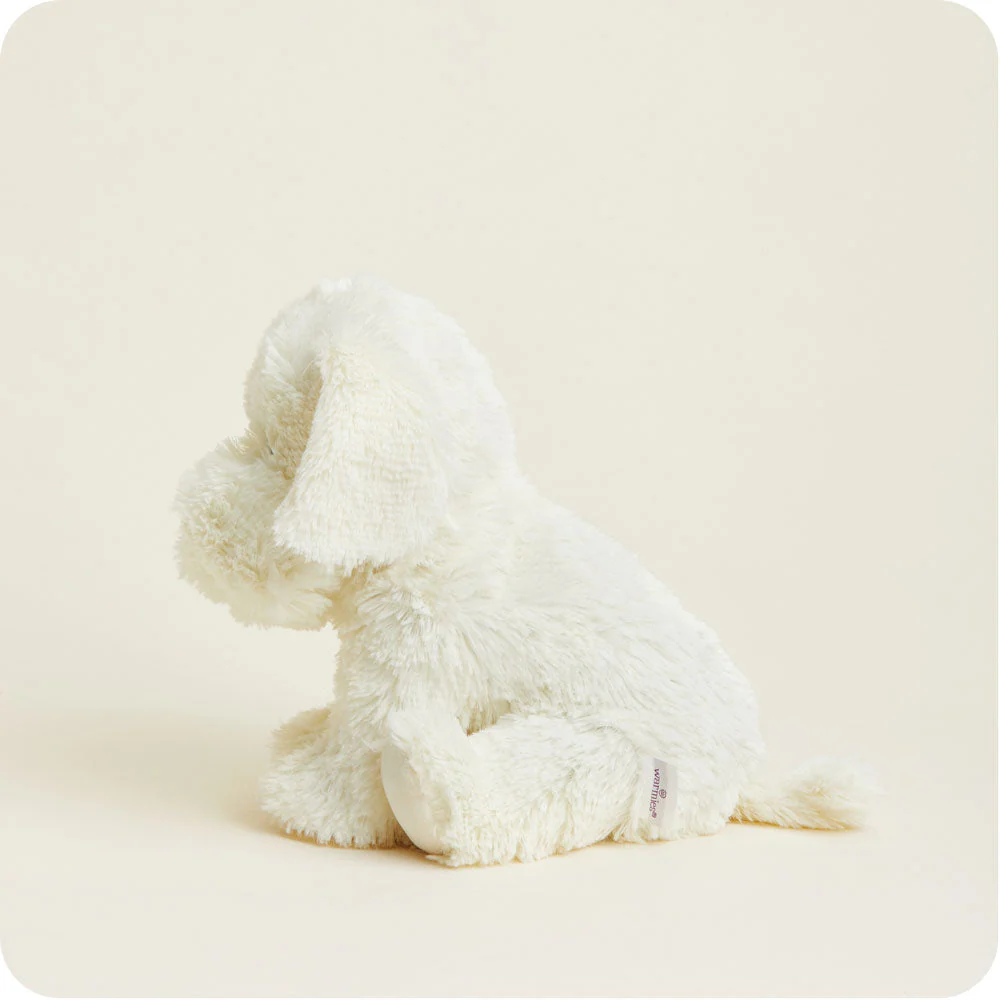 side view shows sitting position and long back legs