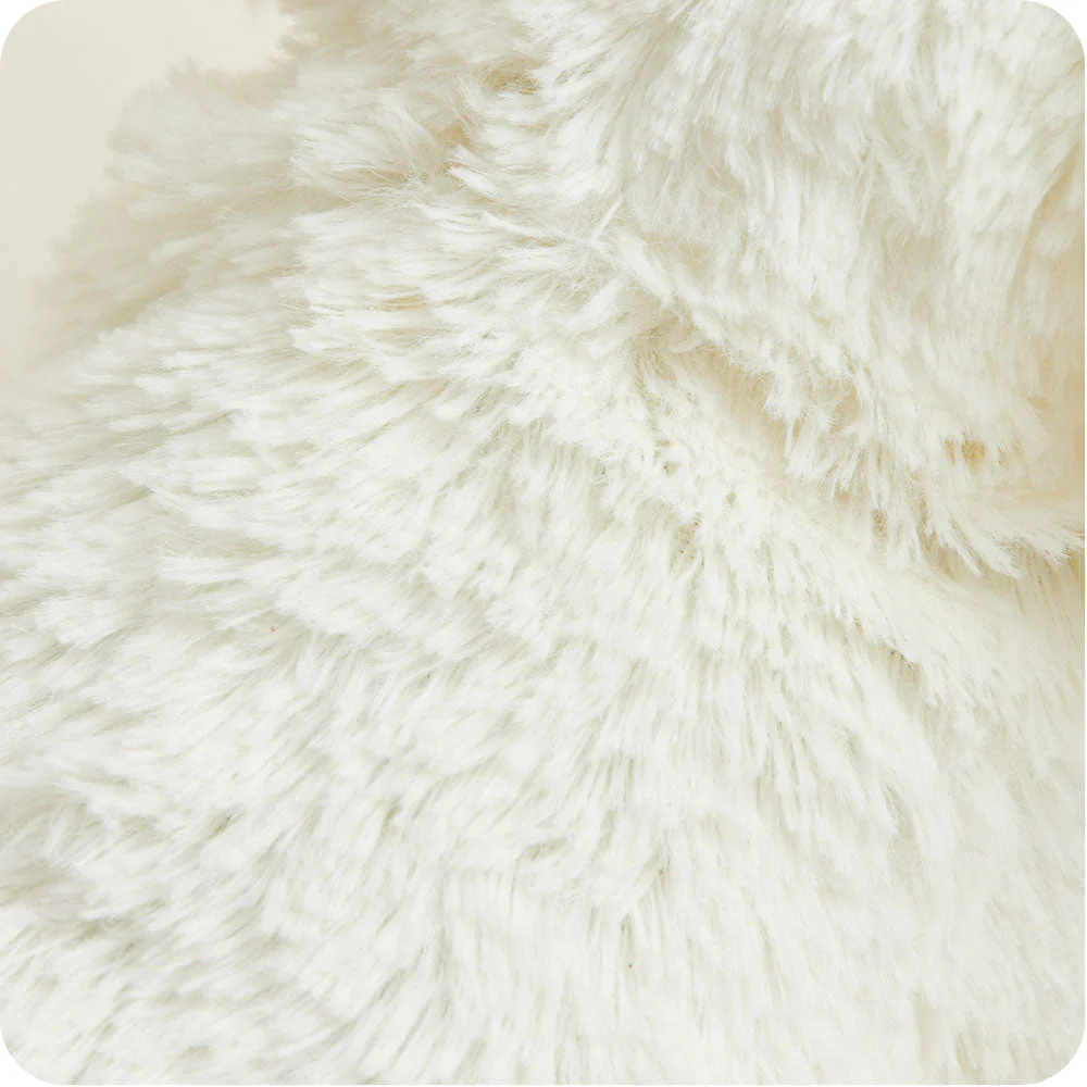 close up of mid length fur