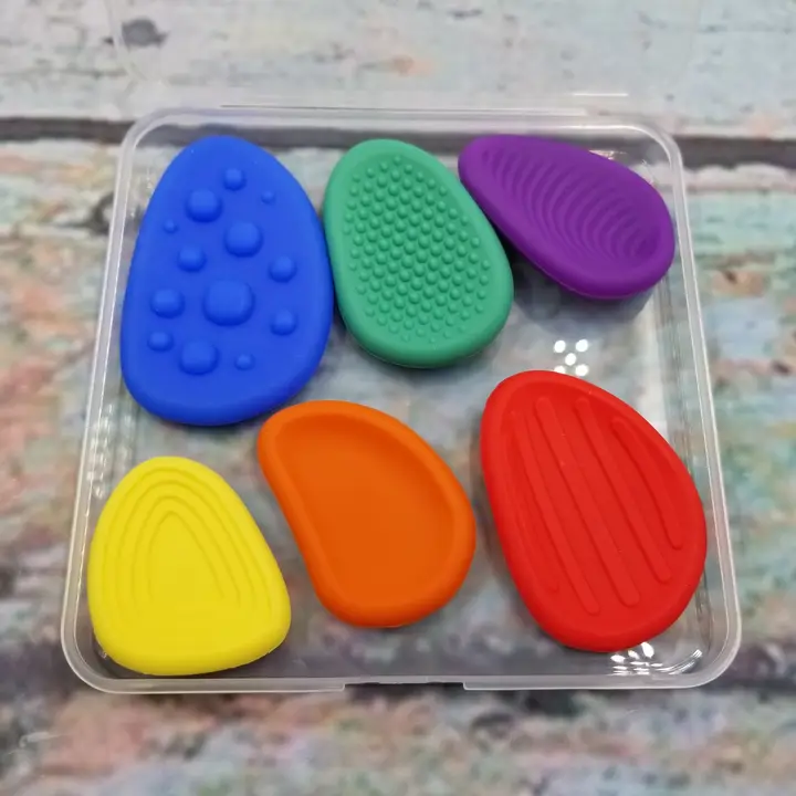 6 stones in packaging tray